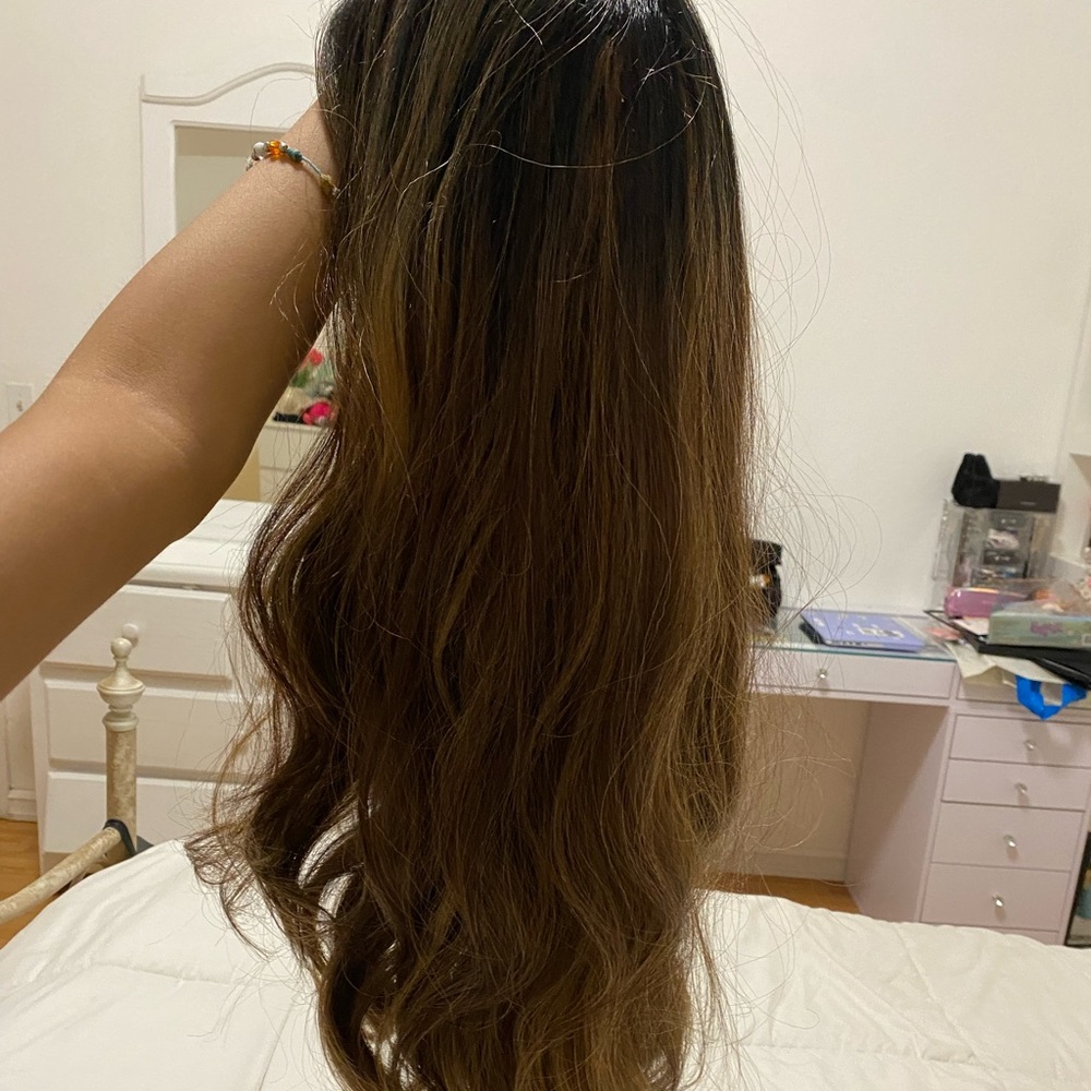 Front Lace Wig - Picture 4 of 15